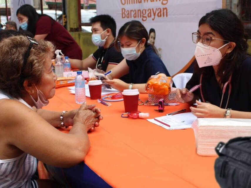 Generika Drugstore, through the Ginhawang Barangayan, supports the Pateros LGU’s health program in Brgy. Sta. Ana, Pateros, providing free medical consultations and medicines to its residents.